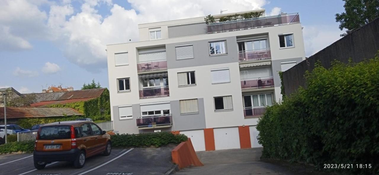 Le Phenix A Internet Haut Debit & Parking Digione Esterno foto