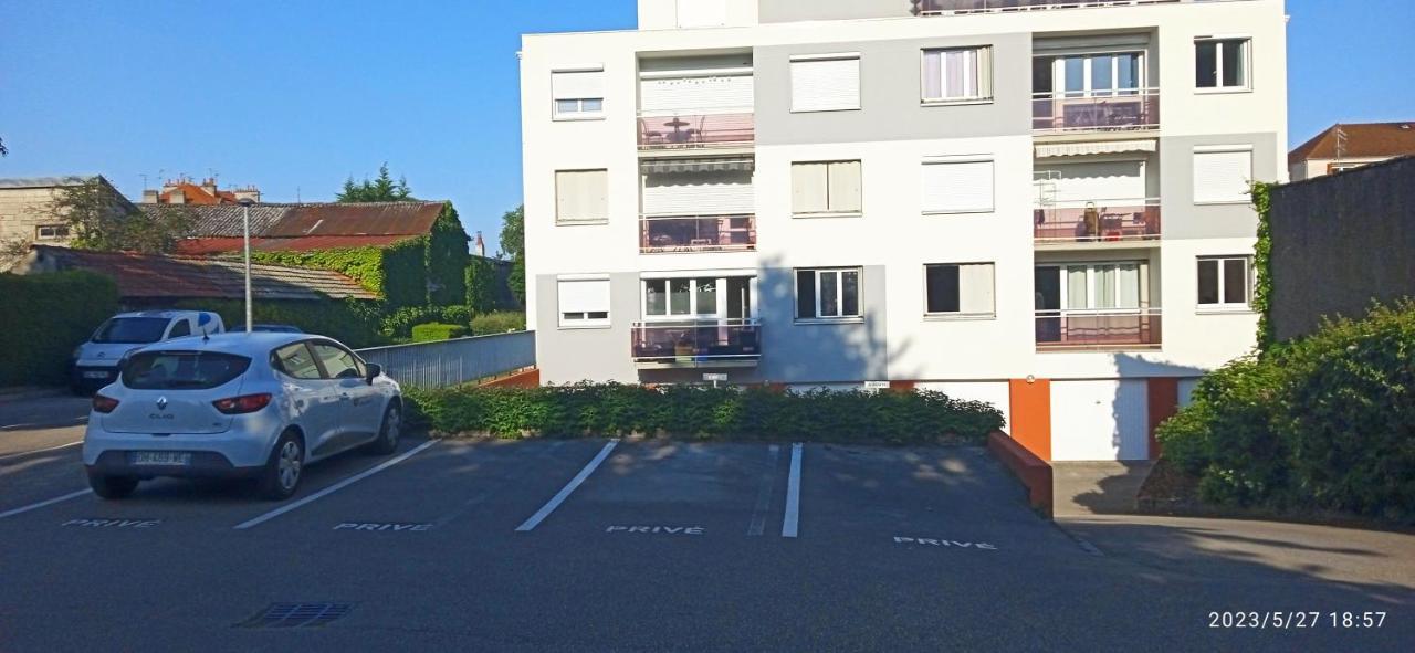 Le Phenix A Internet Haut Debit & Parking Digione Esterno foto