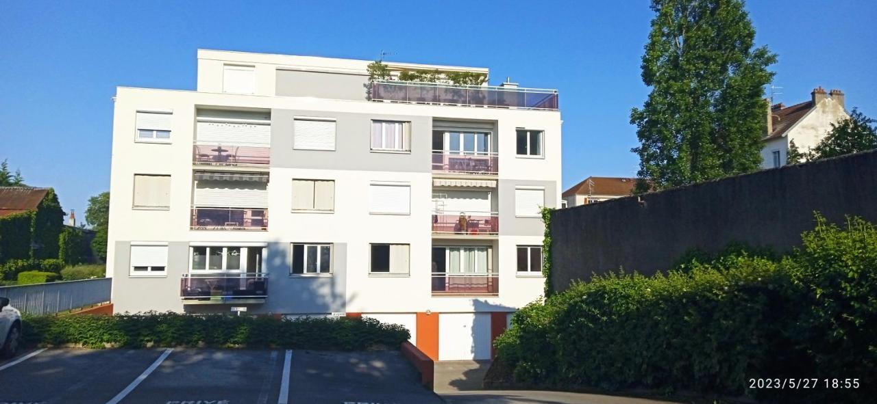 Le Phenix A Internet Haut Debit & Parking Digione Esterno foto